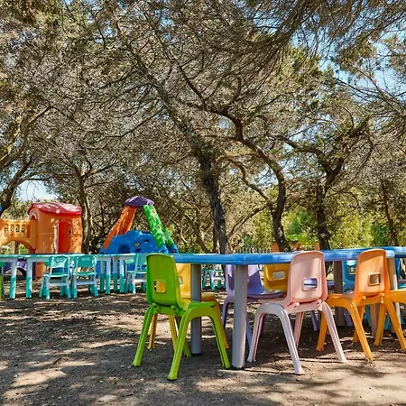 Club Esse Roccaruja 4* Стинтино