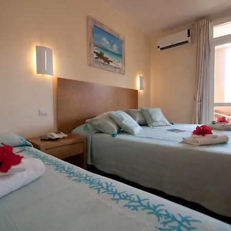 Club Esse Roccaruja Szálloda 4*