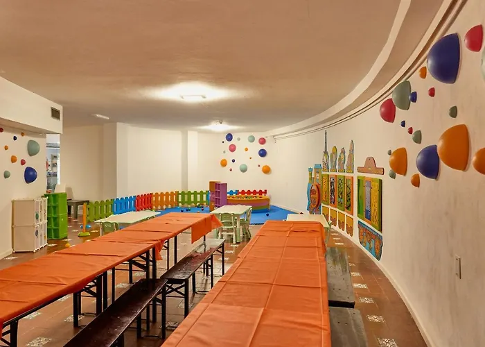 Club Esse Roccaruja מלון