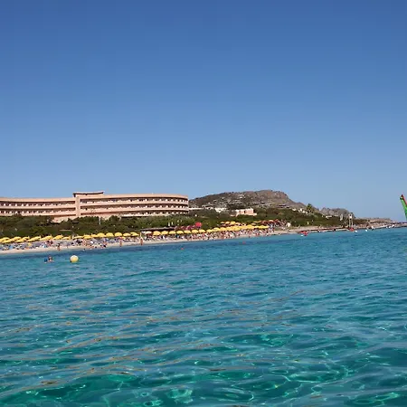 Club Esse Roccaruja 4* סטינטינו