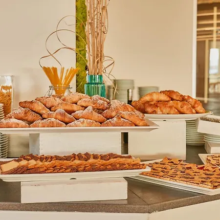 Club Esse Roccaruja Hotel Stintino