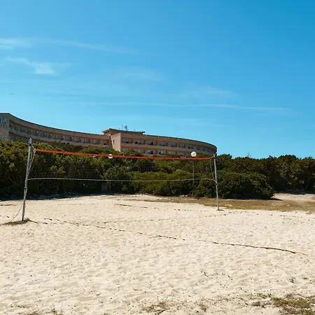 Club Esse Roccaruja Hotel 4*