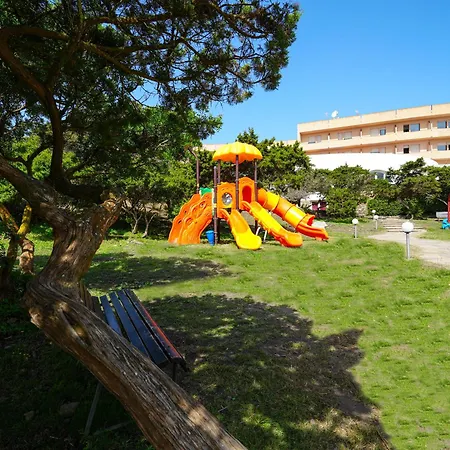 Club Esse Roccaruja 4* סטינטינו