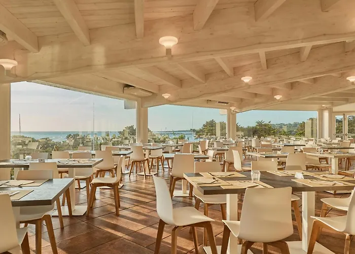 Club Esse Roccaruja 4* スティンティーノ